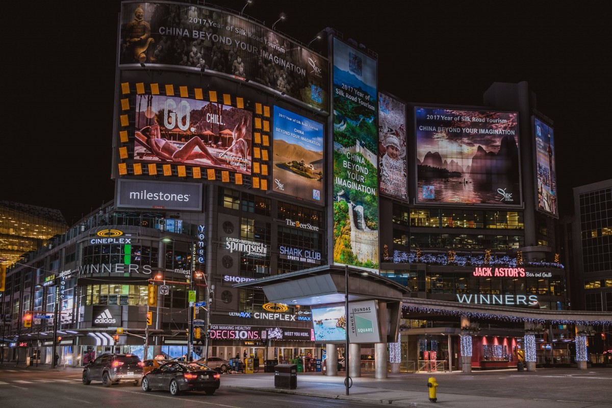 Smart cities on the rise with Outdoor Digital Signs