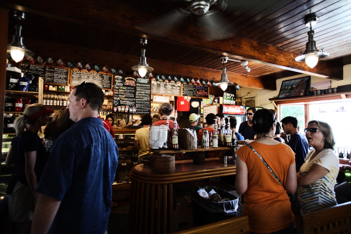 Digital strategies for transforming dining experiences