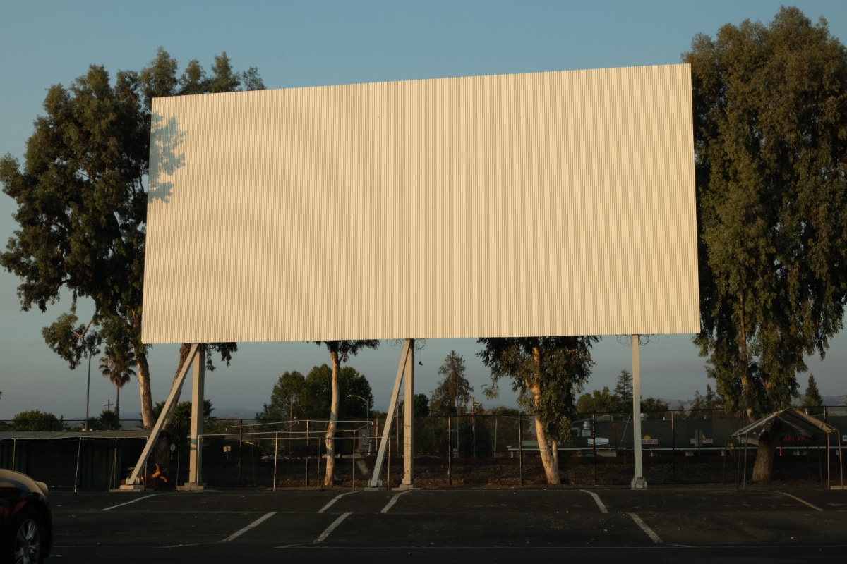 Why LED sign boards are an effective form marketing your businesses offline