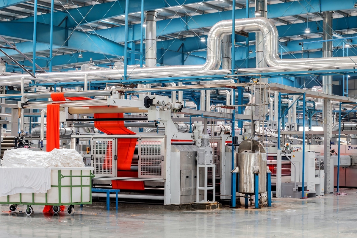 Digital Signage in Manufacturing and Safety Communications Departments
