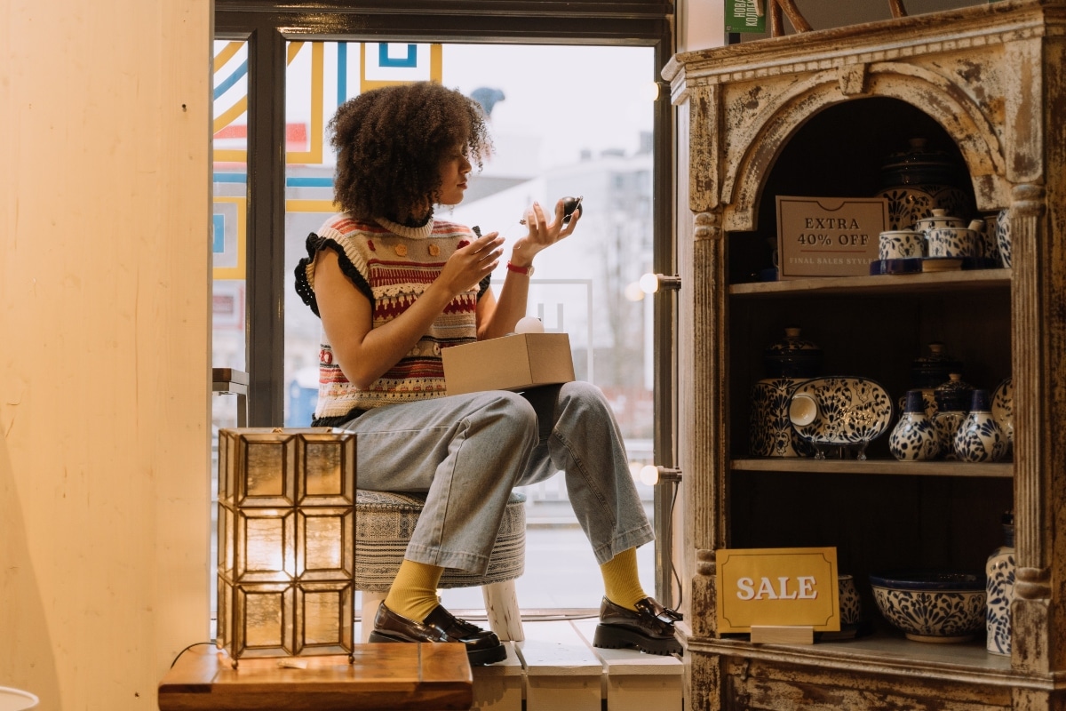 Learn how retailers can measure digital signage ROI to drive sales