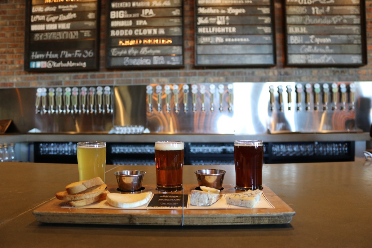 What atmosphere do you want to create in your restaurant with digital signage?