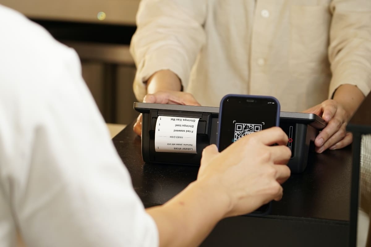 Four digital signage industry trends that every retailer must know about