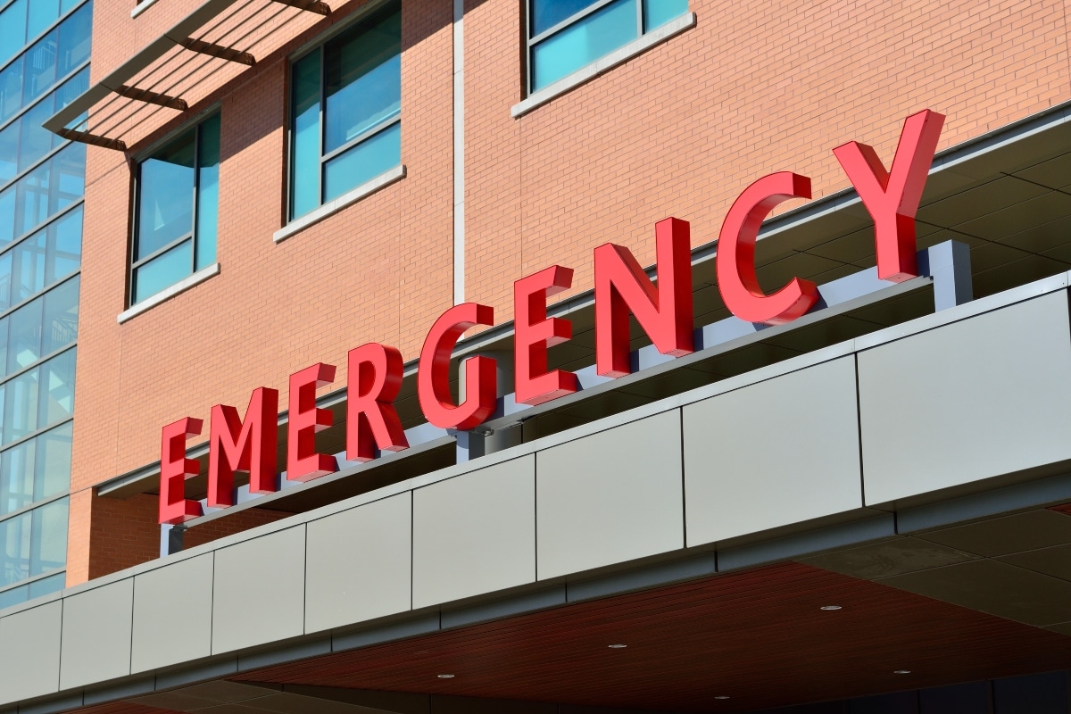 10 effective ways to implement digital signage in a hospital