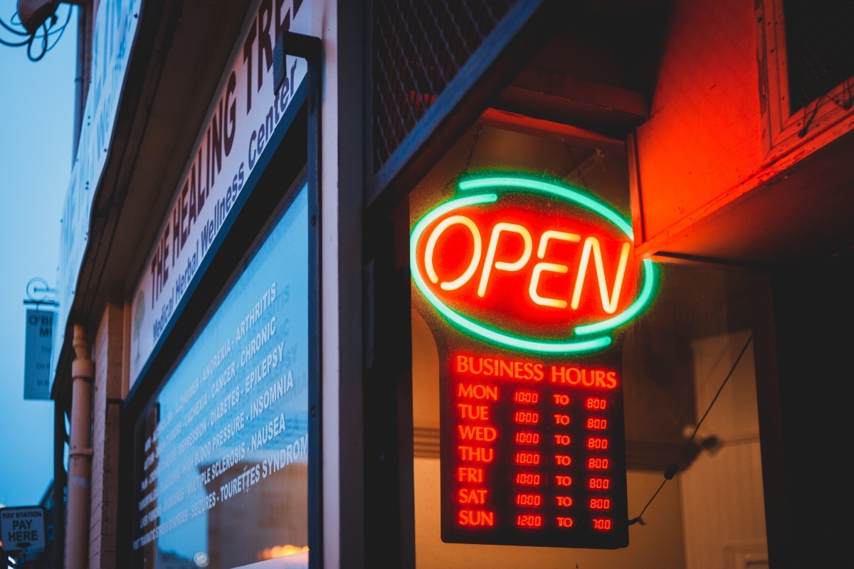 Six Retail Digital Signage Statistics that will take you by surprise