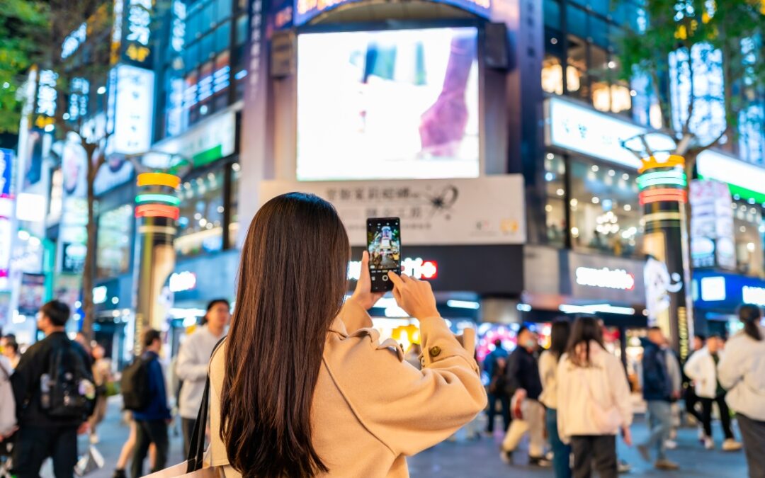 Understanding Nits: How Bright Should Your Outdoor LED Sign Be?